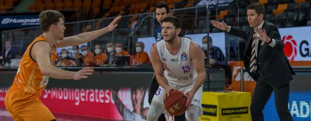 员树立了榜 员树立了榜